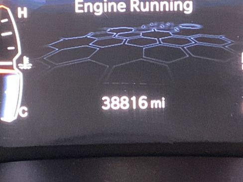 Used 2025 Jeep Compass Limited image 9