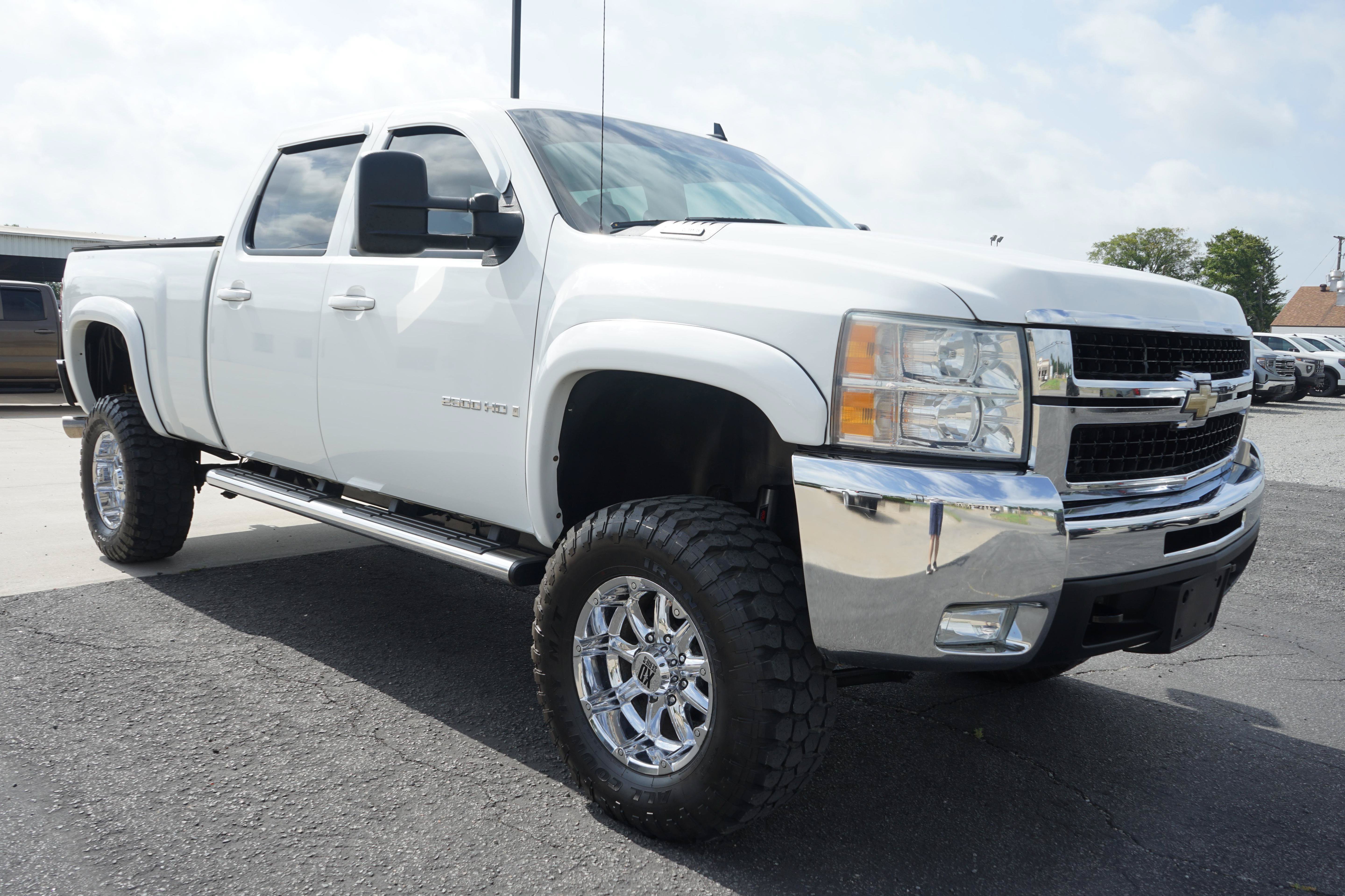Used 2007 Chevrolet Silverado 2500 LTZ AWD/4WD image 7