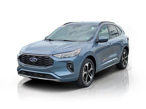 Certified 2023 Ford Escape ST-Line Select AWD/4WD image 3