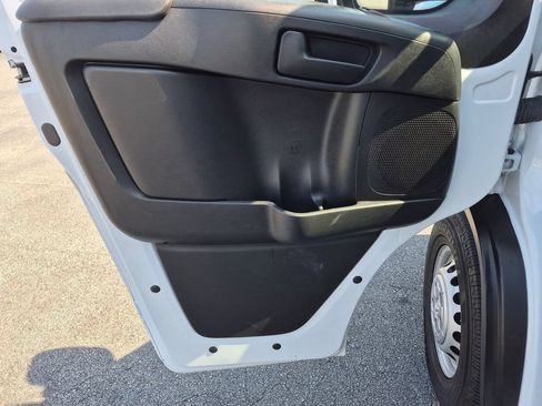 Used 2024 RAM ProMaster 3500 FWD image 11