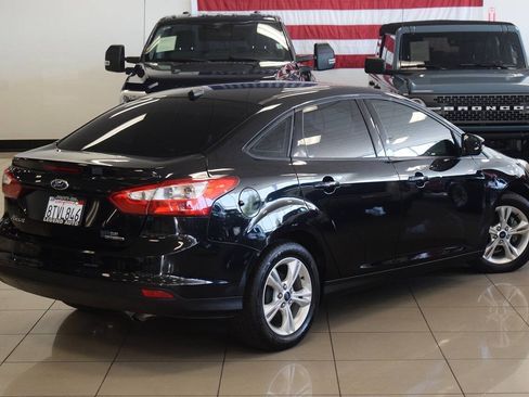 Used 2013 Ford Focus SE FWD image 7