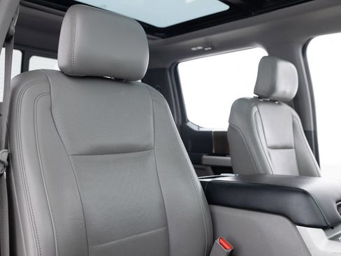 Used 2016 Ford F150 Lariat image 30