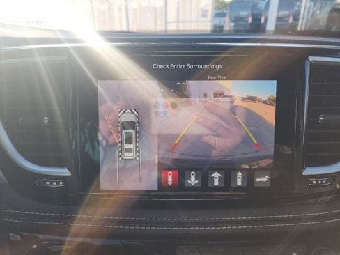 New 2026 Chrysler Pacifica Limited w/ S Appearance Package image 5