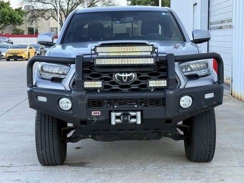 Used 2020 Toyota Tacoma TRD Sport w/ TRD Premium Sport Package image 7