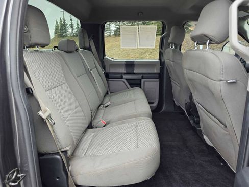 Used 2017 Ford F150 XLT AWD/4WD image 12