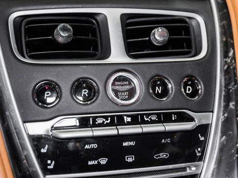 Used 2017 Aston Martin DB11 V12 image 26