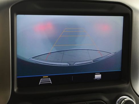 Used 2021 GMC Sierra 1500 SLE image 9