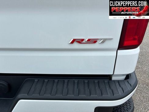 Used 2021 Chevrolet Silverado 1500 RST AWD/4WD image 19