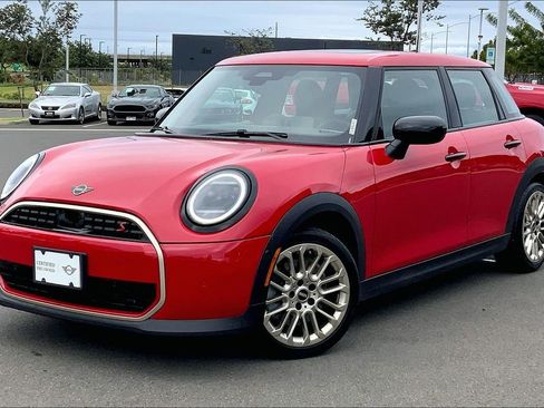 Certified 2025 MINI Cooper S FWD image 3