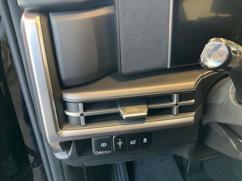 New 2026 Hyundai Santa Fe SE image 24