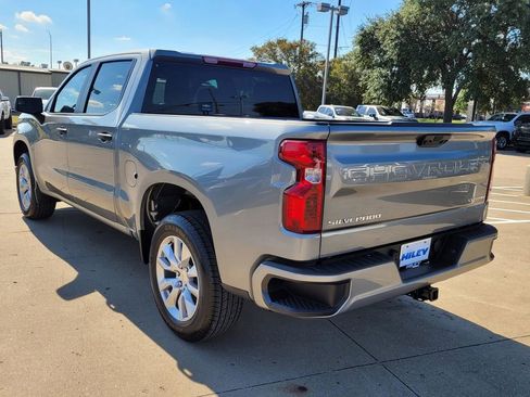 New 2026 Chevrolet Silverado 1500 Custom image 3