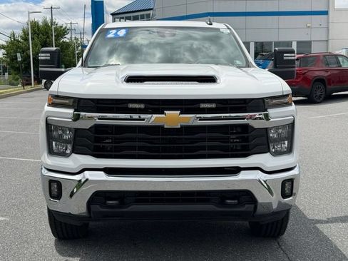 Certified 2024 Chevrolet Silverado 2500 LT AWD/4WD image 8