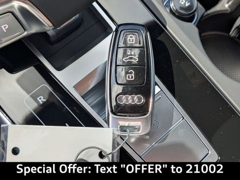 New 2025 Audi Q7 3.0T Prestige image 39