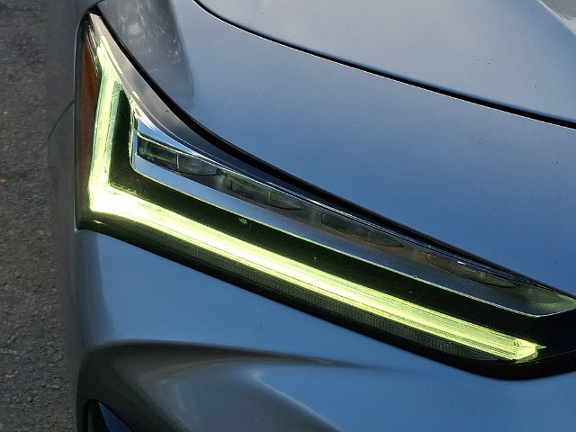 Used 2024 Acura TLX w/ Technology Package FWD image 9