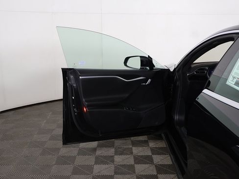 Used 2015 Tesla Model S 85D image 20