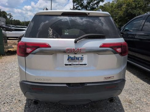 Used 2017 GMC Acadia SLT AWD/4WD image 4