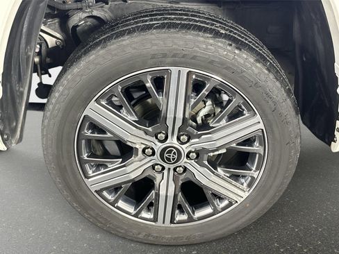 Used 2023 Toyota Tundra Capstone image 10