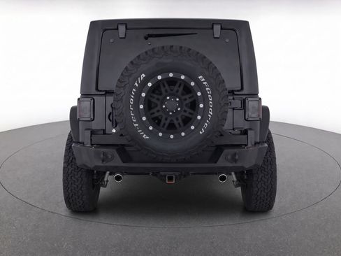 Used 2017 Jeep Wrangler Unlimited Sport w/ Quick Order Package 23S AWD/4WD image 4