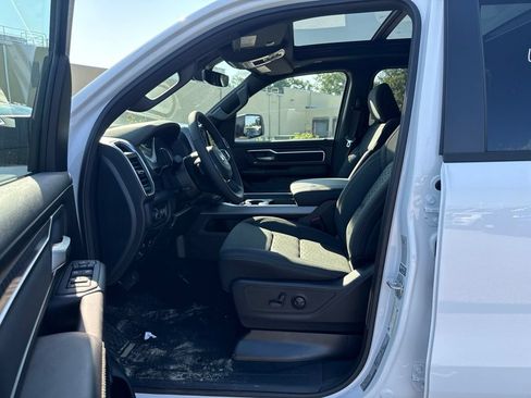 New 2026 RAM 1500 Big Horn AWD/4WD image 17