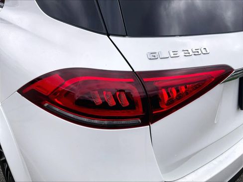 Used 2022 Mercedes-Benz GLE 350 4MATIC image 33