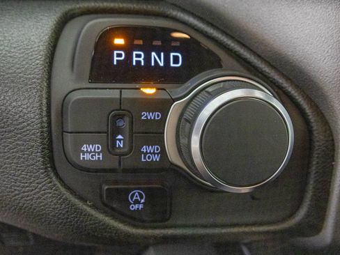 New 2026 RAM 1500 Express AWD/4WD image 24