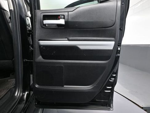 Used 2020 Toyota Tundra Limited AWD/4WD image 37