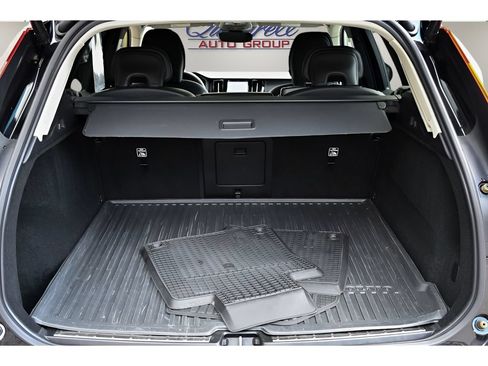 Certified 2023 Volvo XC60 B5 Core w/ Climate Package AWD/4WD image 23