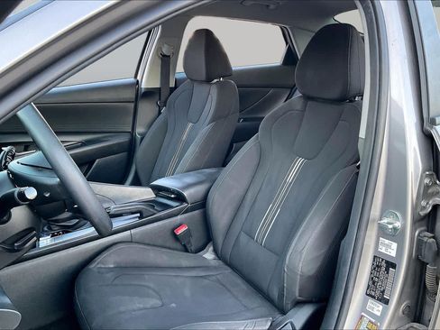 Used 2023 Hyundai Elantra SEL FWD image 7