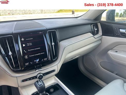 Used 2021 Volvo XC60 T5 Inscription w/ Advanced Package AWD/4WD image 16