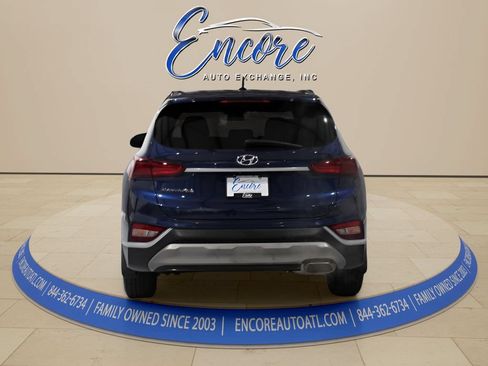 Used 2019 Hyundai Santa Fe SE FWD image 4