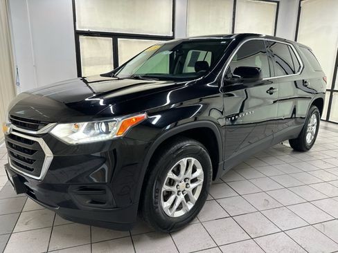 Used 2020 Chevrolet Traverse LS w/ LPO, Floor Liner Package FWD image 13
