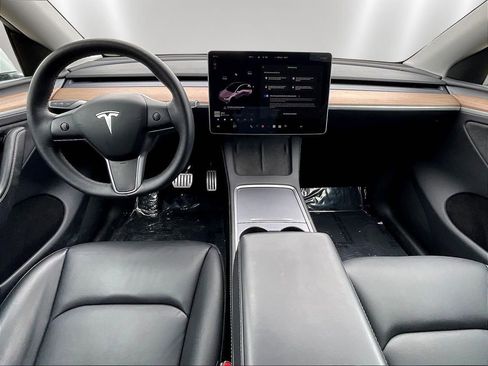 Used 2025 Tesla Model Y Performance AWD/4WD image 7