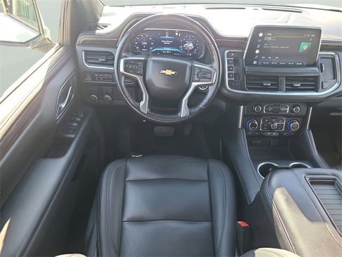 Used 2022 Chevrolet Tahoe LT w/ Luxury Package image 19