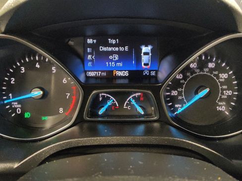 Used 2018 Ford Escape SE w/ SE Sync 3 Package AWD/4WD image 23