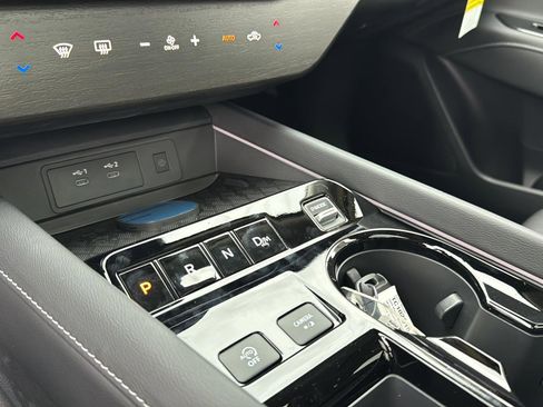 New 2026 Nissan Murano Platinum image 25