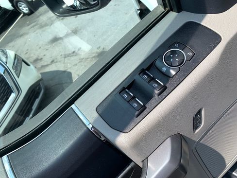 Used 2022 Ford F250 XLT AWD/4WD image 19