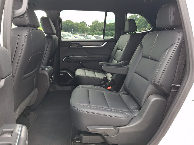Used 2026 GMC Acadia Elevation w/ Elevation Premium Package AWD/4WD image 18