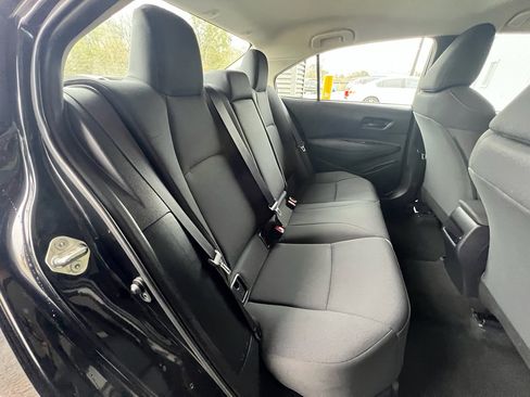 Used 2022 Toyota Corolla LE image 14