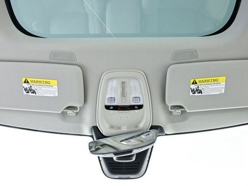 Used 2026 Volvo XC90 B6 Ultra w/ Protection Package AWD/4WD image 19
