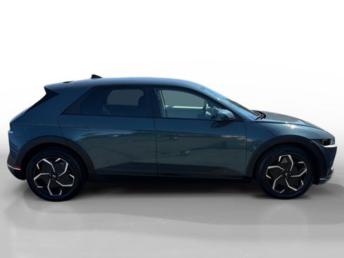 Certified 2024 Hyundai Ioniq 5 SE RWD image 6