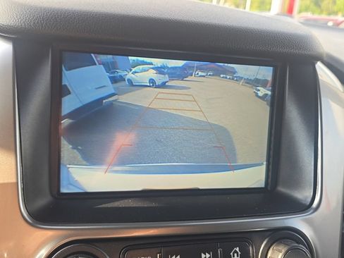Used 2019 Chevrolet Tahoe Premier AWD/4WD image 23