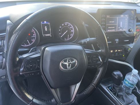 Used 2021 Toyota Camry SE image 13