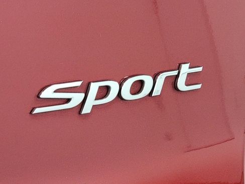 Used 2018 Hyundai Santa Fe Sport FWD image 9