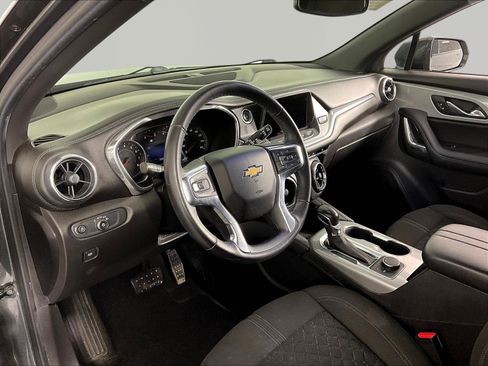Used 2019 Chevrolet Blazer LT FWD image 16