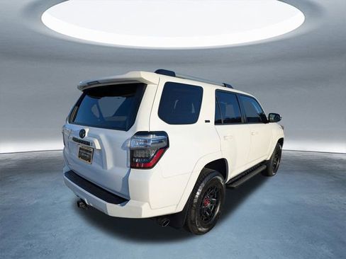 Used 2023 Toyota 4Runner SR5 Premium w/ Moonroof Package image 4