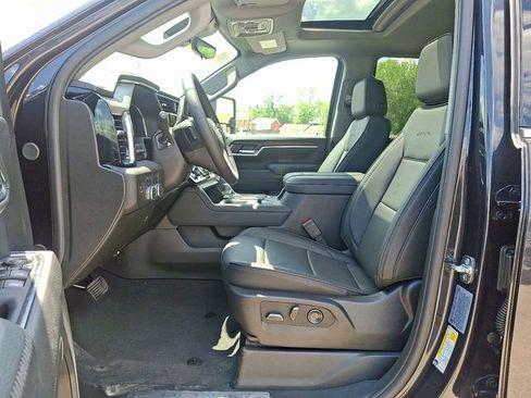 New 2025 GMC Sierra 2500 Denali w/ Denali Reserve Package image 7