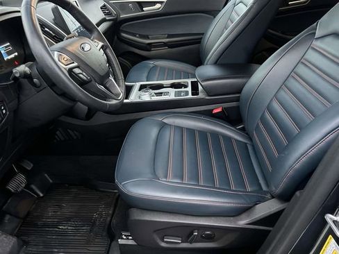 Certified 2024 Ford Edge SEL w/ Sport Appearance Package image 16