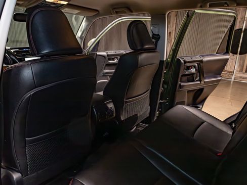 Used 2022 Toyota 4Runner TRD Off-Road Premium w/ TRD Black Wheel Package (TMS) image 23