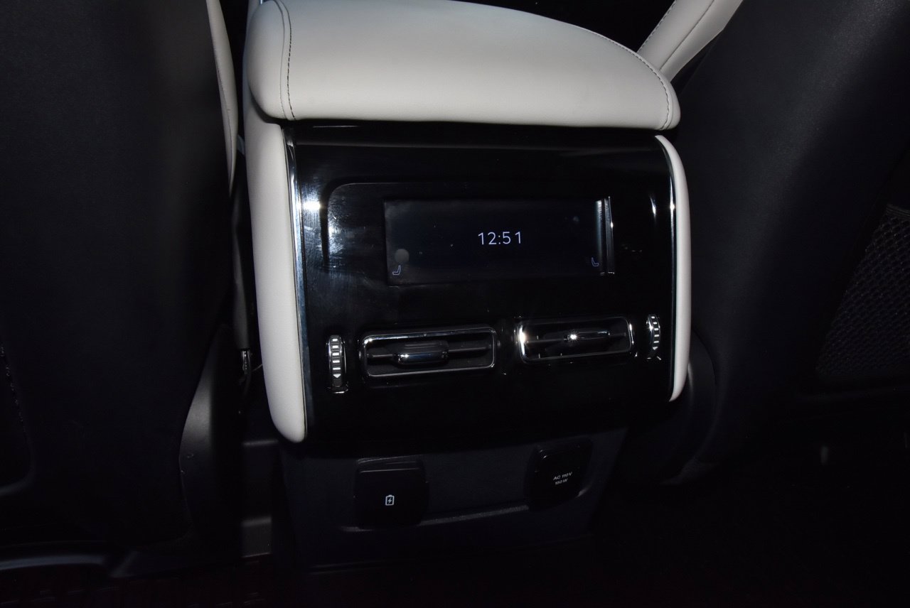 Certified 2025 Lincoln Aviator 2WD w/ Jet Appearance Package image 19