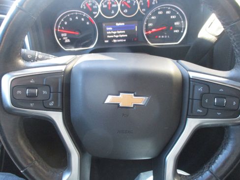 Used 2020 Chevrolet Silverado 1500 LT w/ Texas Edition image 22